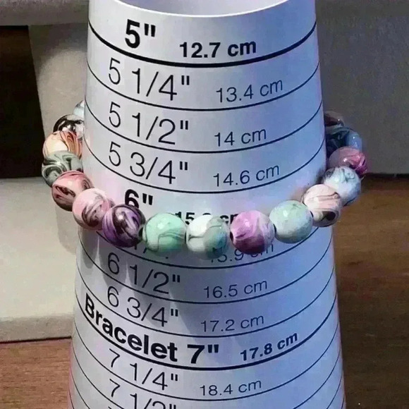 Acrylic Multi Colored Beaded Stretch Bracelet - Picture 3 of 4